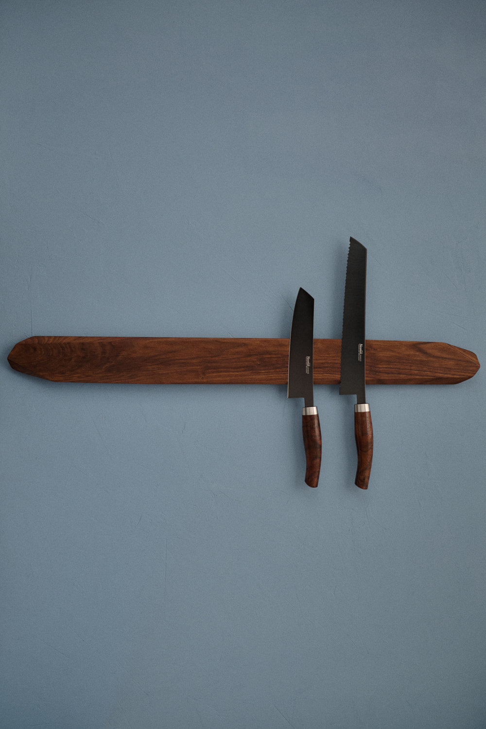 Magnetische Messerleiste aus Walnussholz 80 cm lang
